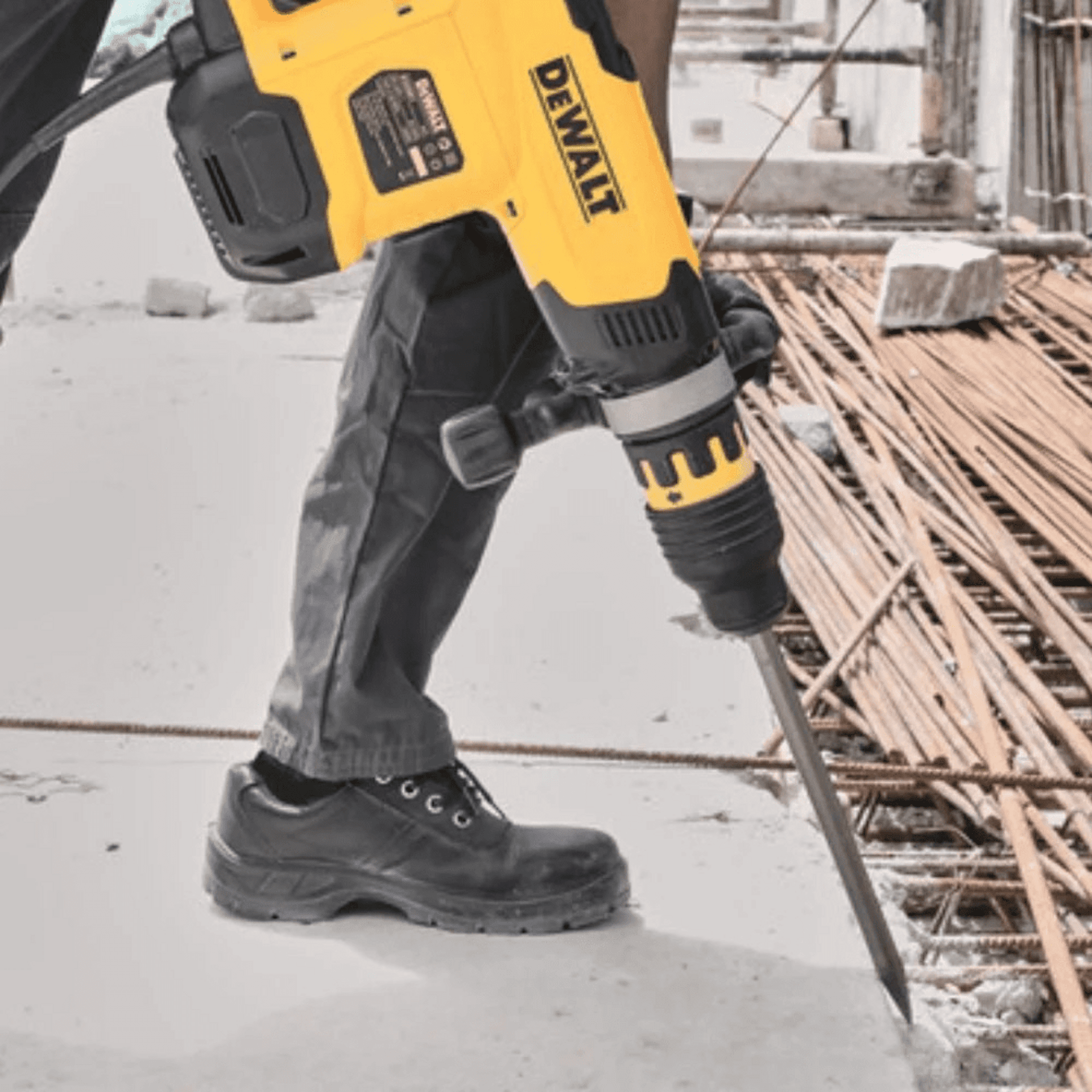 Martillo Demoledor 10kg 1600W - 17,5J - SDS max® y maletín D25881K - 4